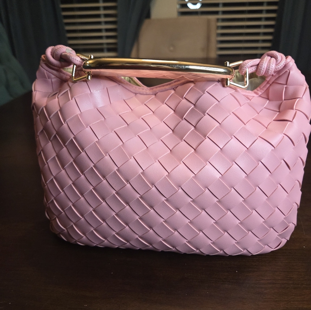 Relist-Pink Woven Handbag- New With Tags (A Slight Color Transfer)